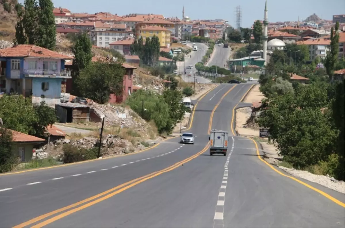 Büyükşehir\'den 7 Ayda Bin 500 Kilometre Yol Çizgisi