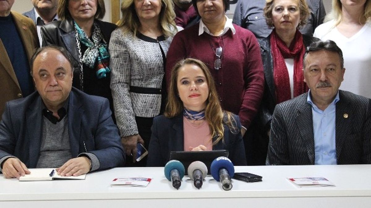 CHP\'li Cankurtaran: Gönül İster ki Anayasa Değişikliğine Hayır Desinler