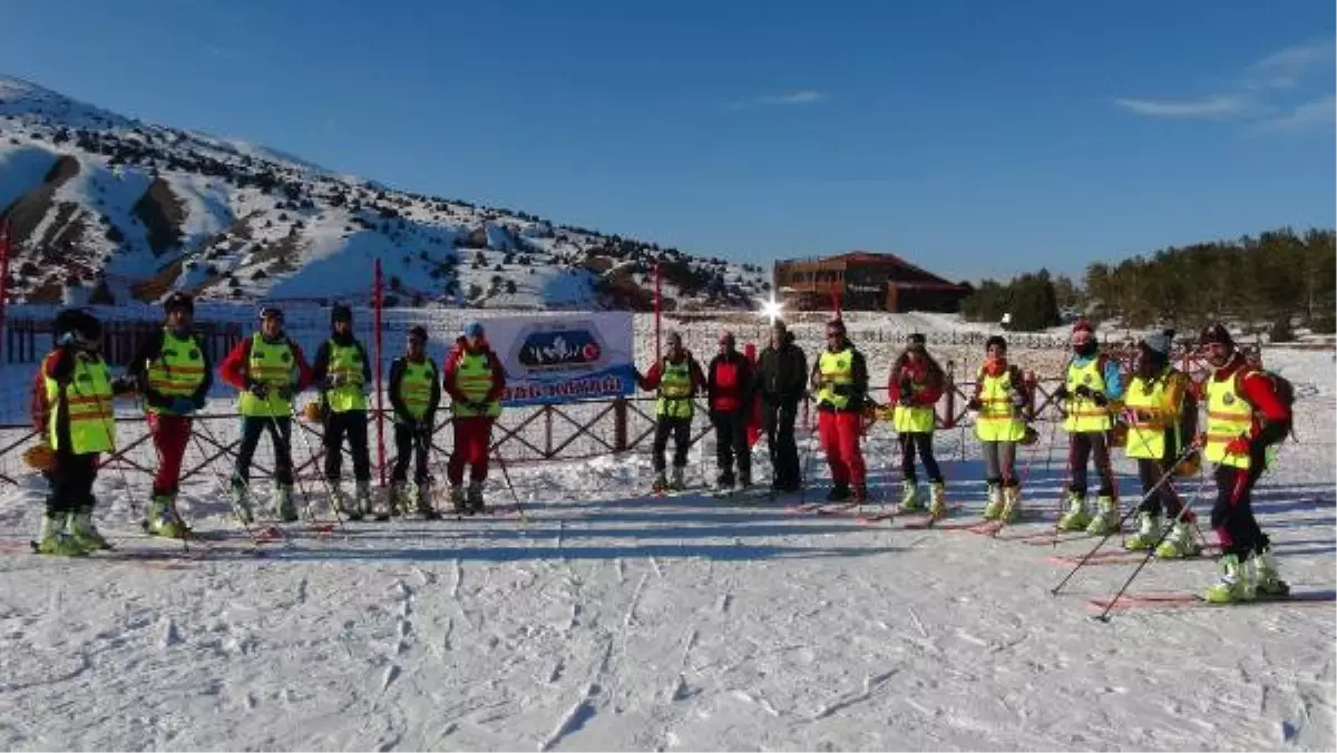 Dağ Kayağı Milli Takımı Erzincan\'da