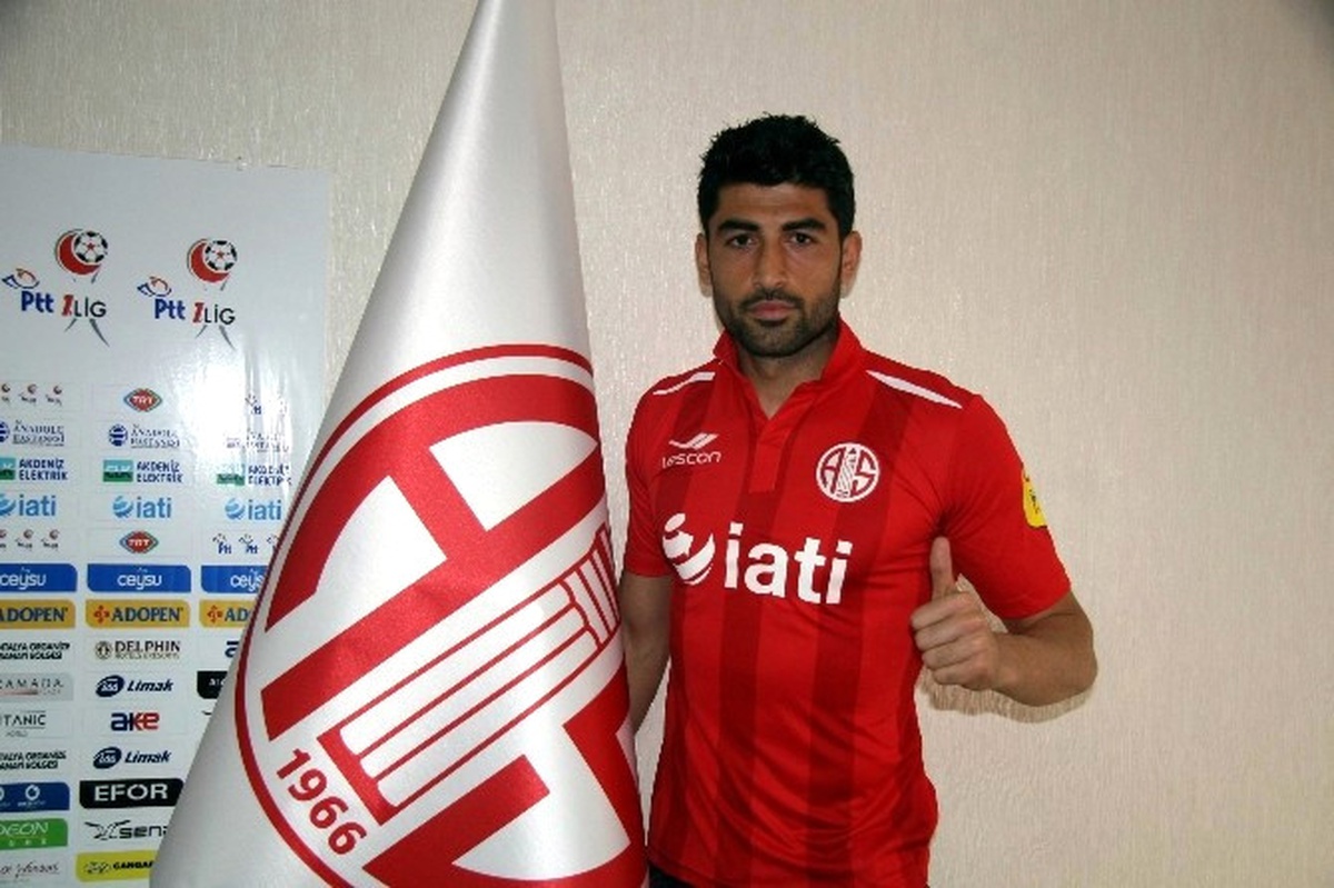 Evkur Yeni Malatyaspor Ahmet Aras\'ı Renklerine Bağladı