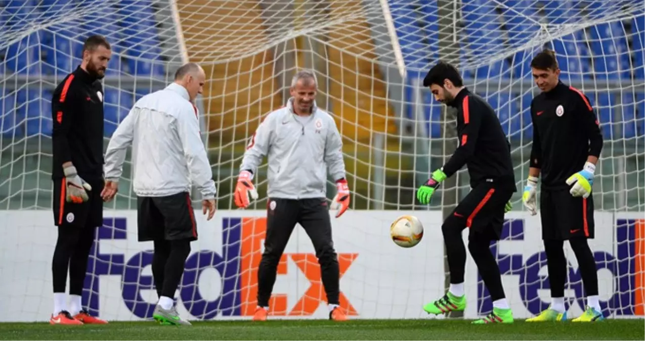 Galatasaray\'da Muslera\'dan Sonra Cenk ve Eray da Sakatlandı