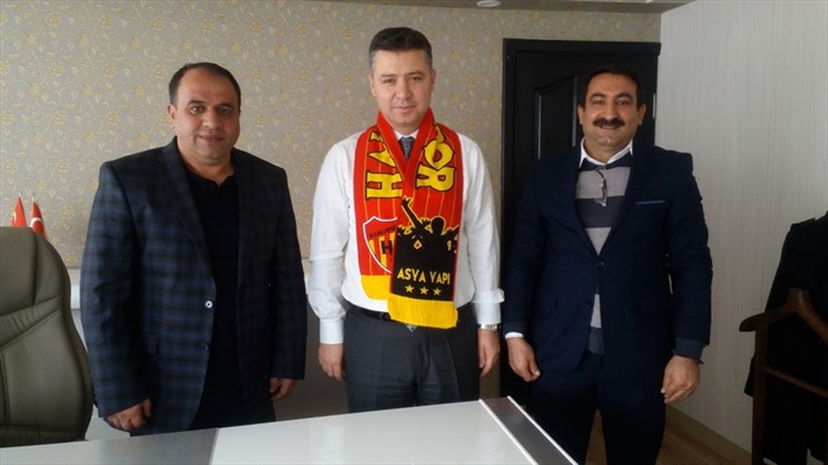 Hamur Kümbet Spor\'dan Kaymakam Çiğil\'e Ziyaret
