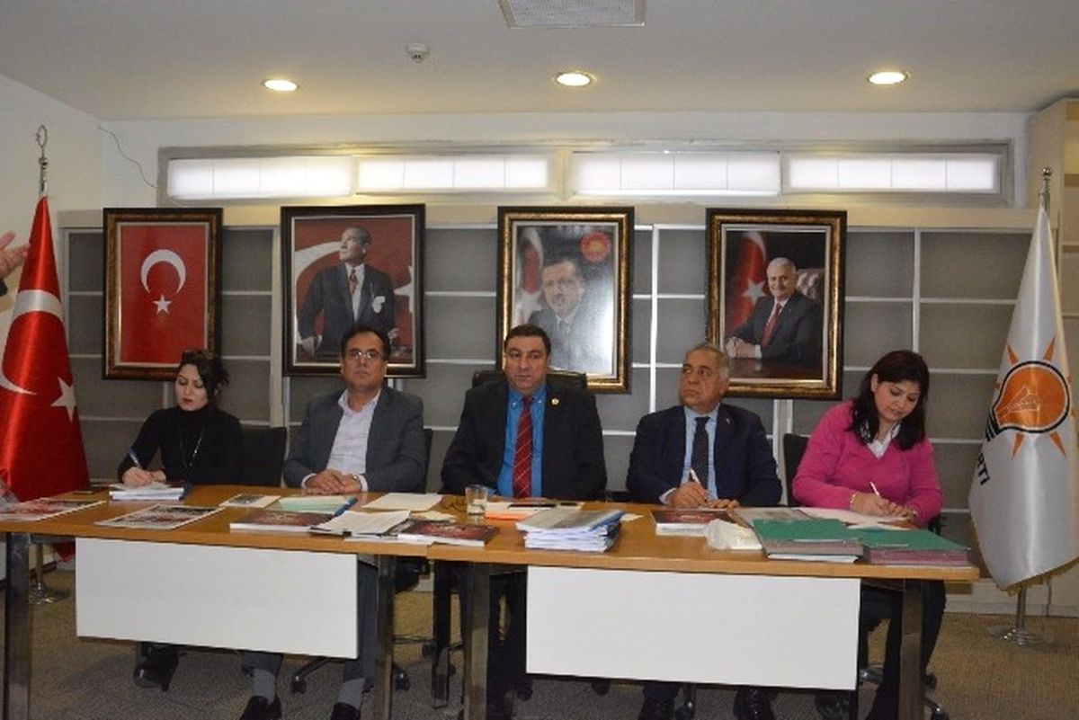 İzmir AK Parti\'den 30 İlçeye \'Etkili Muhalefet\' Talimatı