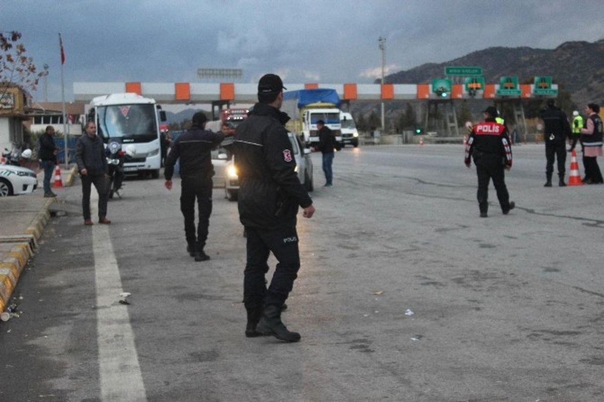 İzmir\'deki Terör Saldırısı