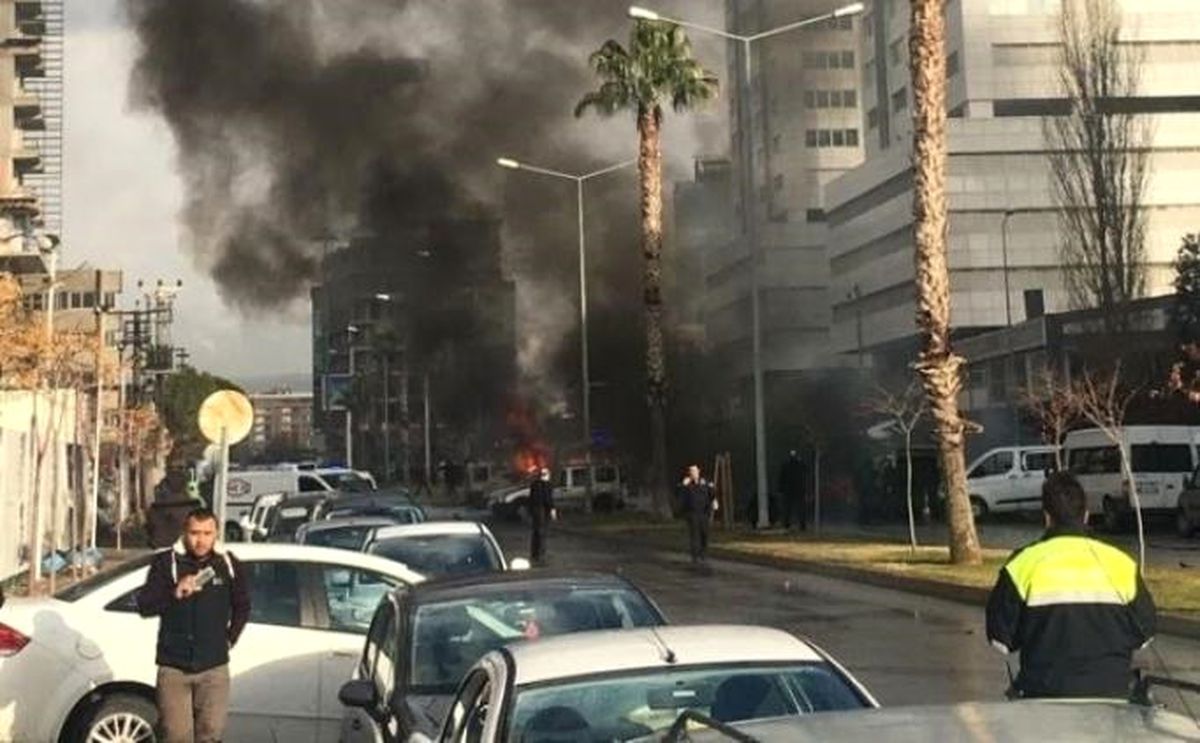 İzmir\'deki Terör Saldırısı