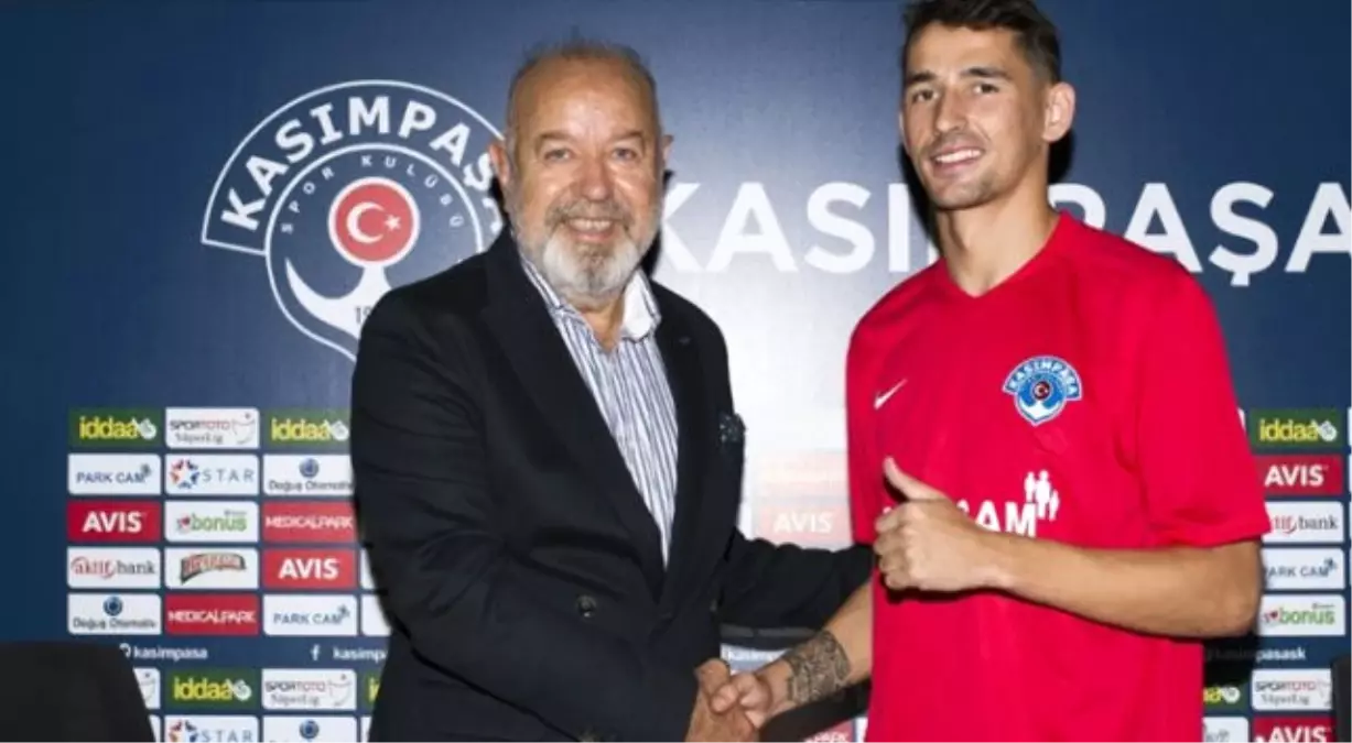 Kasımpaşalı Loret Sadiku: "Hedefim Avrupa\'da Futbol Oynamak"