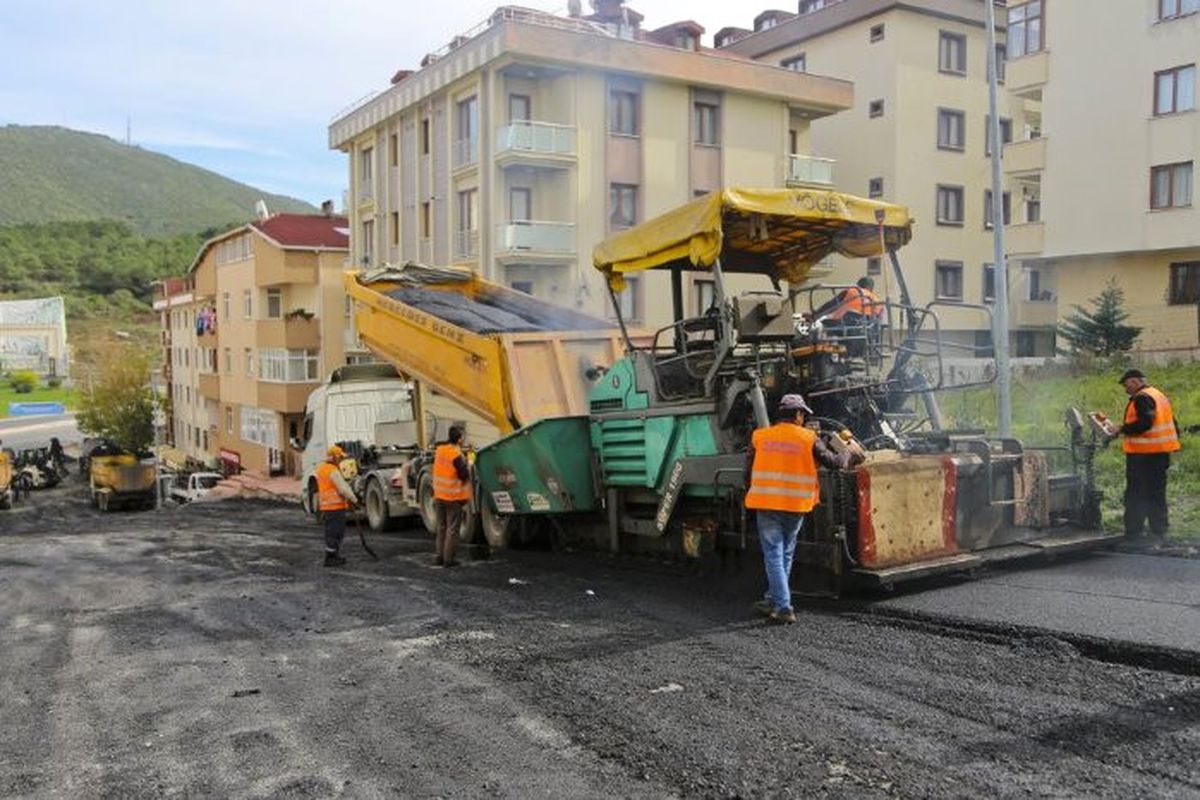 Maltepe\'de 2016\'da 40 Kilometre Yol Asfaltlandı