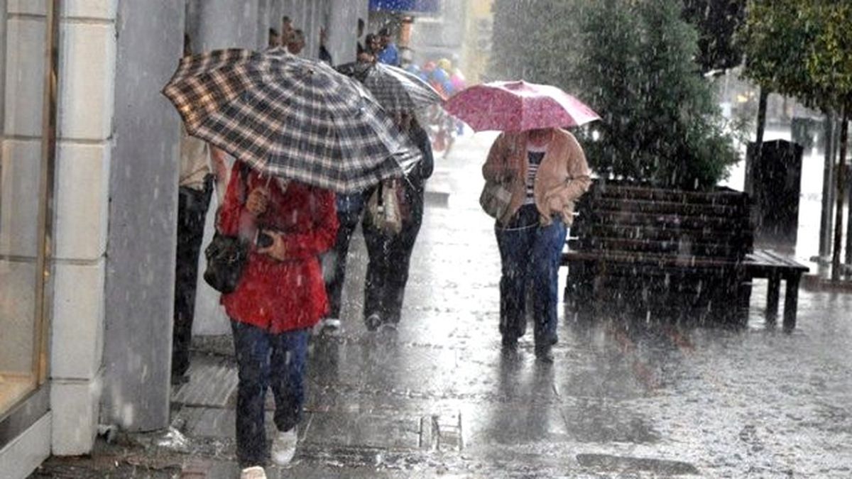 Marmara ve Kıyı Ege\'ye Kuvvetli Yağış Geliyor