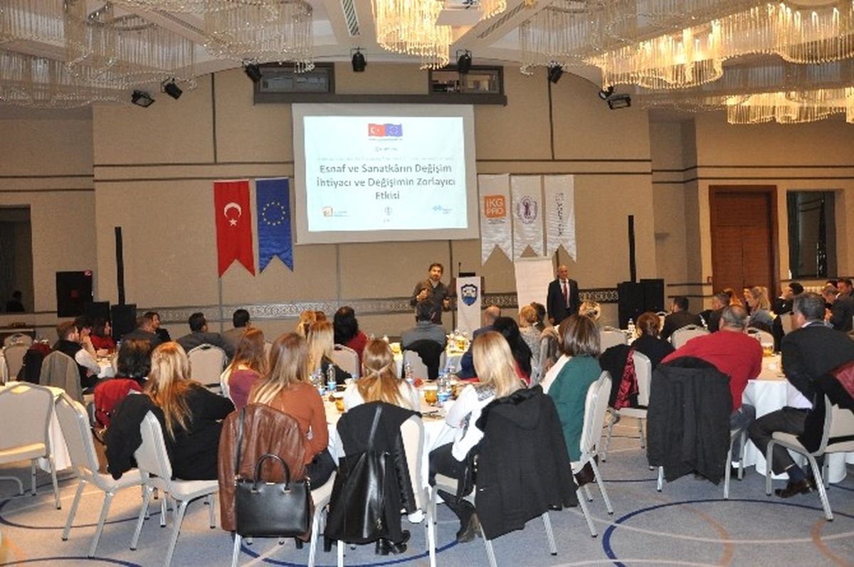 Mersin Esob\'dan Genel Sekreterlere Adaptesk Eğitimi