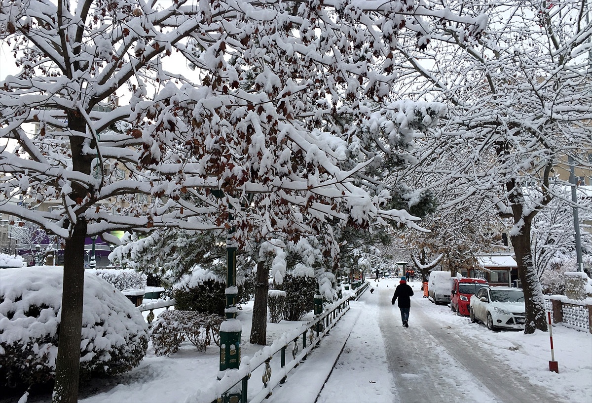 Meteorolojiden 4 İl İçin Yoğun Kar Yağışı Uyarısı