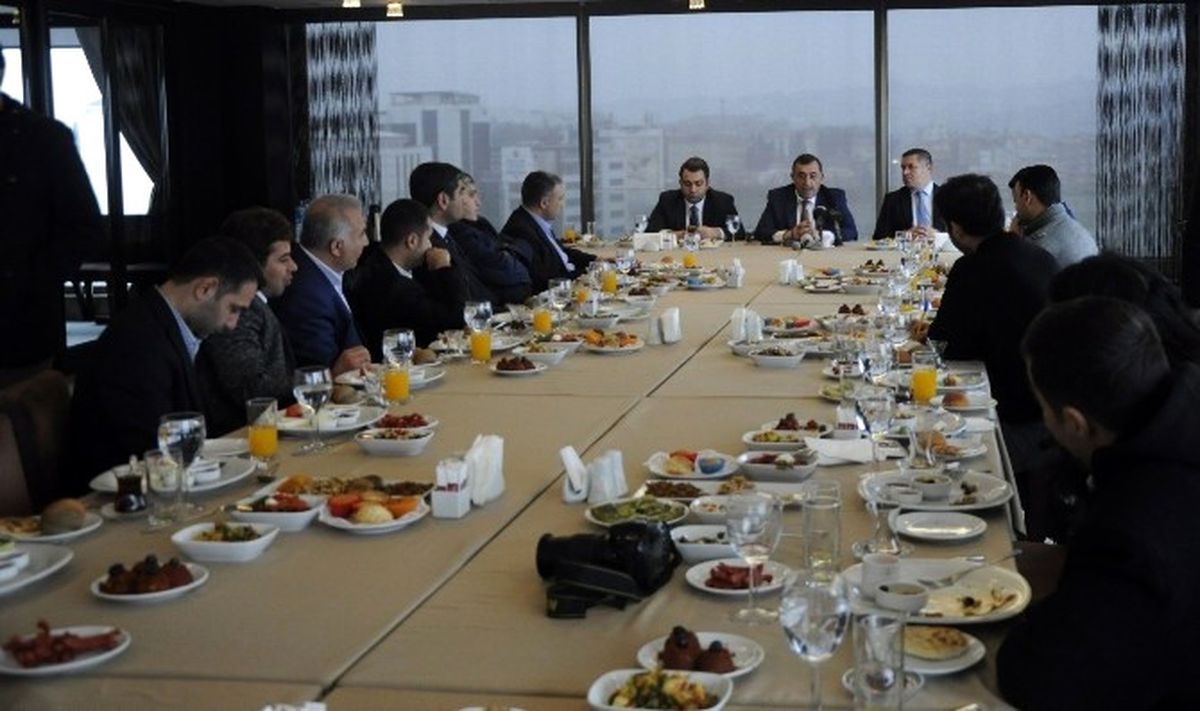 Mustafa Toruntay\'dan Asgari Ücret Değerlendirmesi