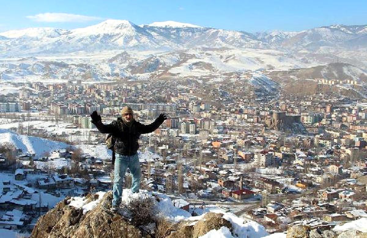 Oltu\'nun Raki\'si Kar Kış Dinlemiyor