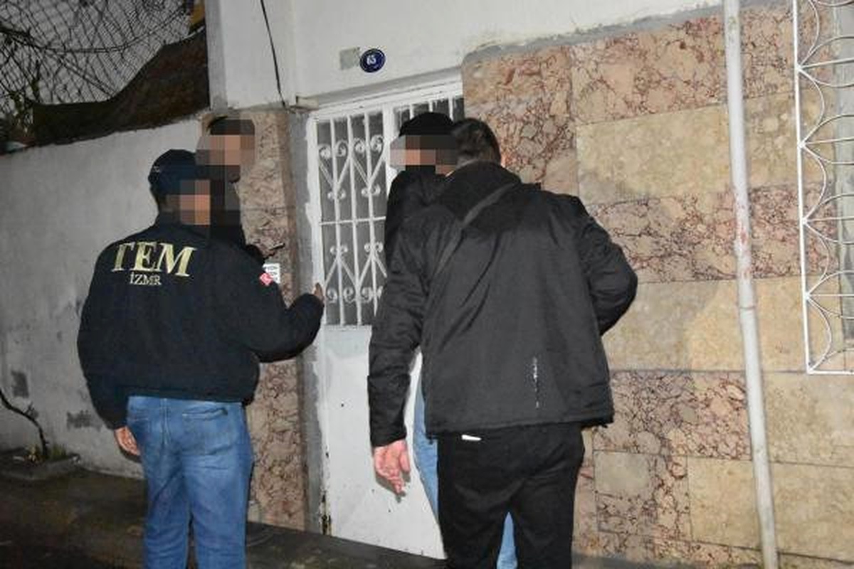 PKK Kamplarında Eğitim Alıp Geldiği İzmir\'de Yakalandı