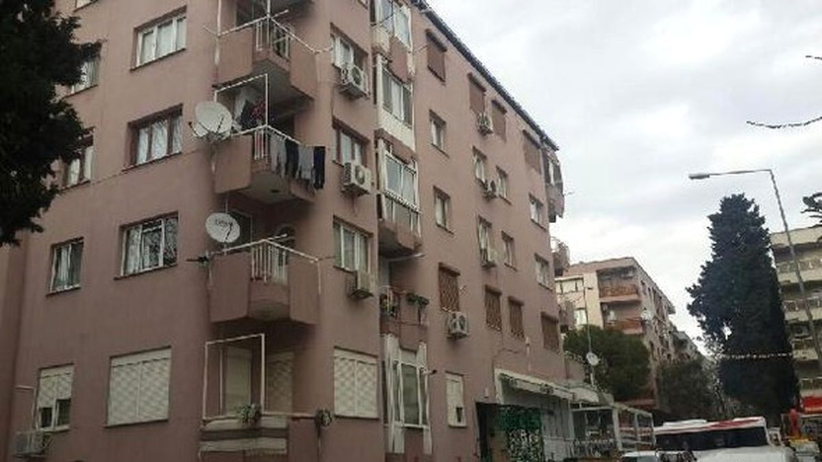 Reina Katliamcısı Teröristle İlişkili 3 Sır Ailenin İzi İzmir\'de Çıktı (3)