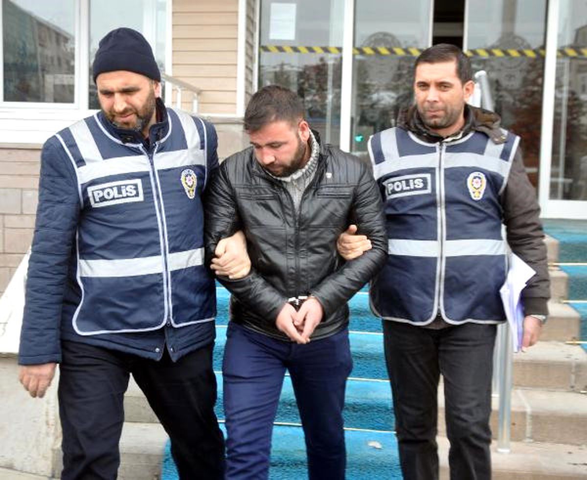 Sahte Başkomiser Yakalandı