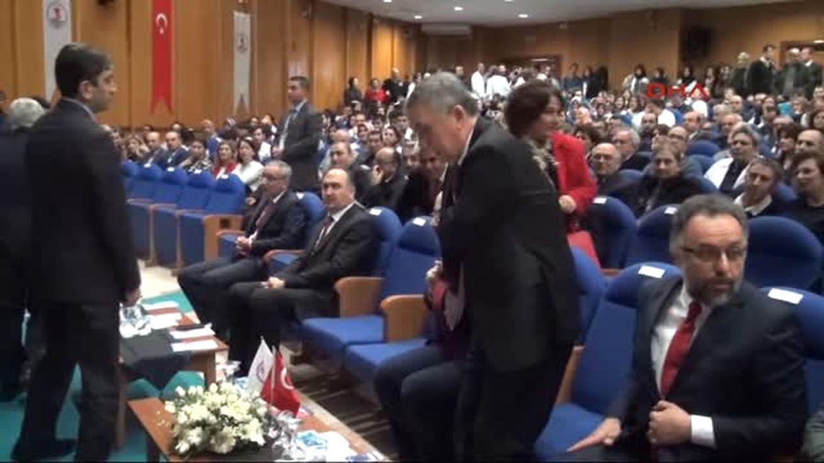 Samsun - YÖK Başkanı Saraç: \'Açık Uçlu Soru\'da Tedirginliğe Yer Yok