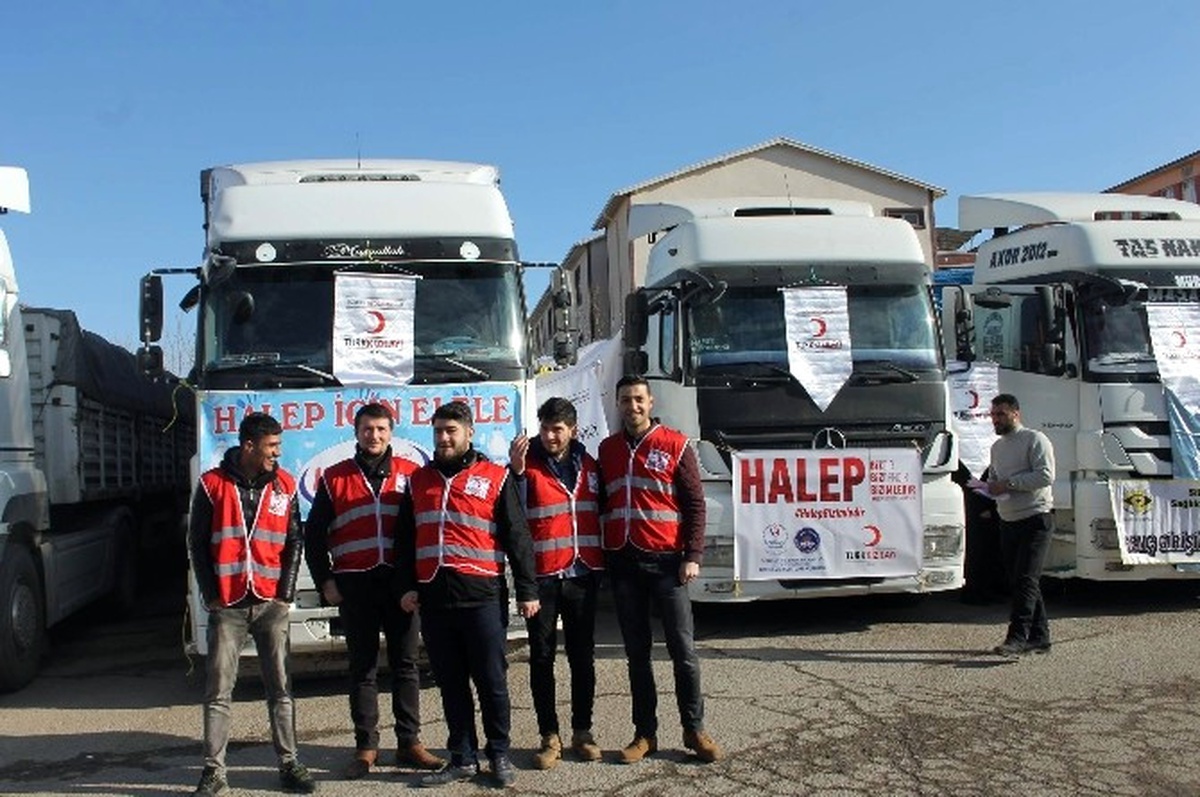 Siirt\'ten Halep\'e İnsanı Yardım Tırları Gönderildi