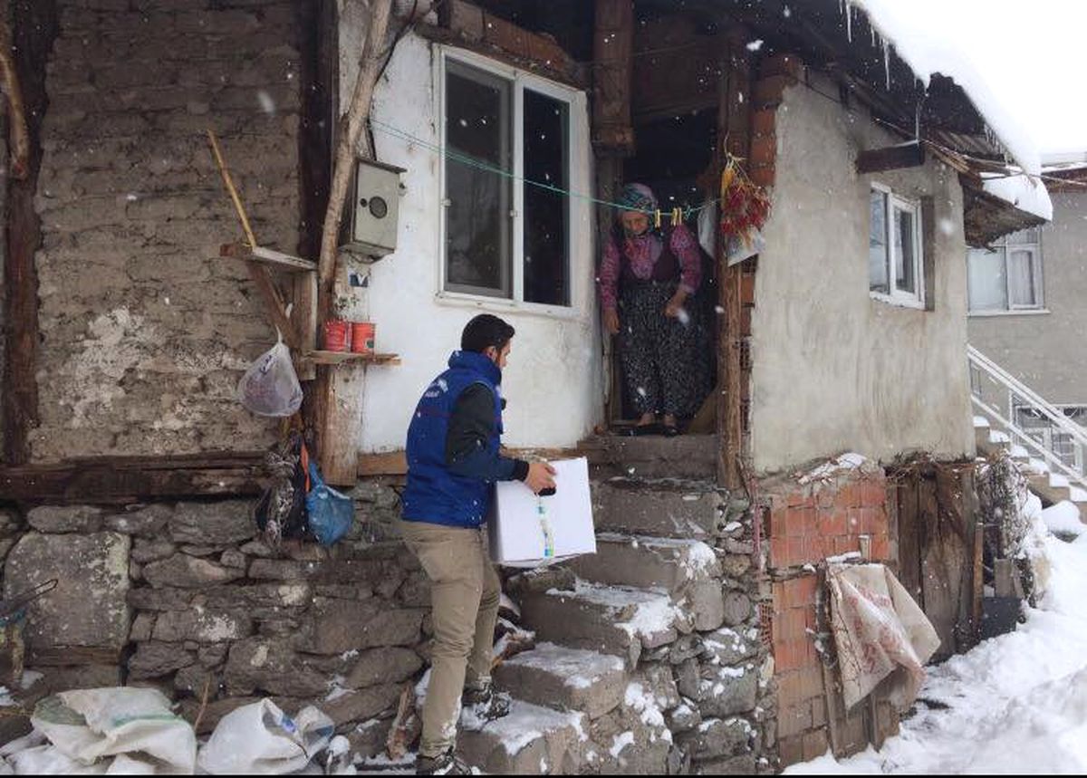 Sındırgı\'da Sosyal Belediyecilik Her Yerde