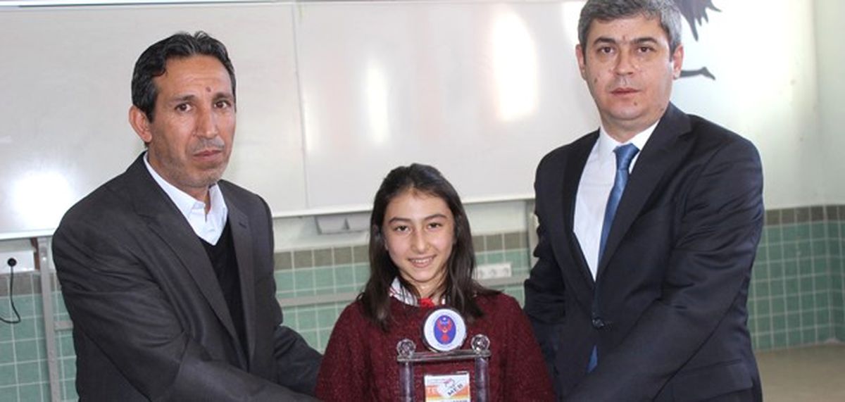Teog Birincisine Ödül
