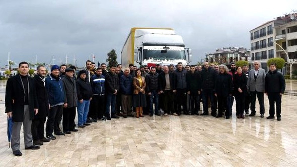 Türkmenlere Yardım Malzemesi Gönderildi