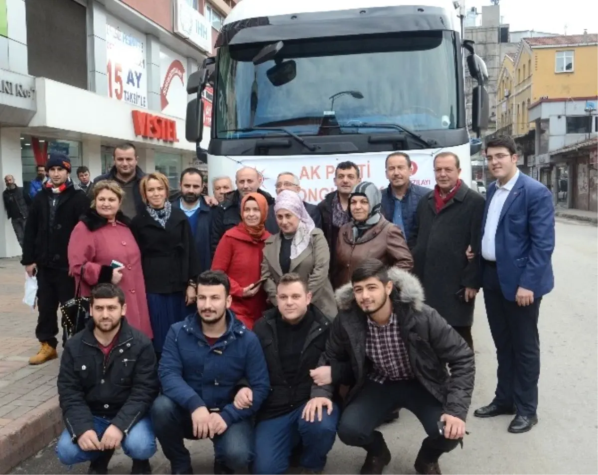 AK Parti\'den Halep\'e Yardım Tırı