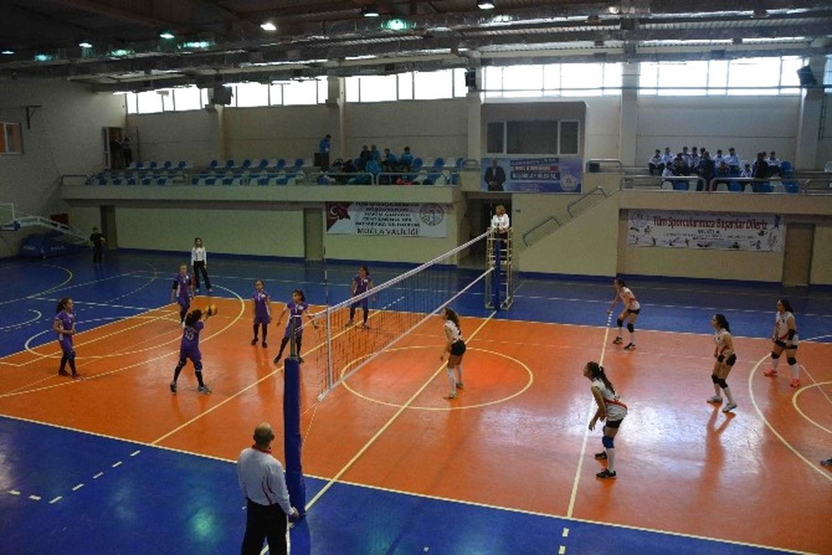 Anadolu Yıldızları Ortaca\'da Mücadele Ediyor