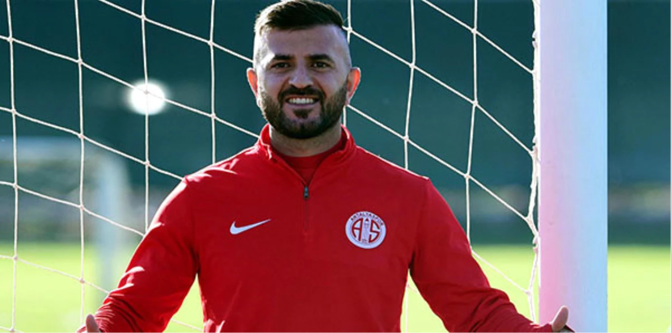 Antalyaspor\'da Rıdvan Şimşek Sivasspor\'a Kiralandı
