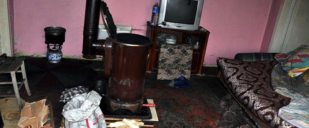 Ardahan\'da Soba Faciası, Yaşlı Çift Yaşamını Yitirdi