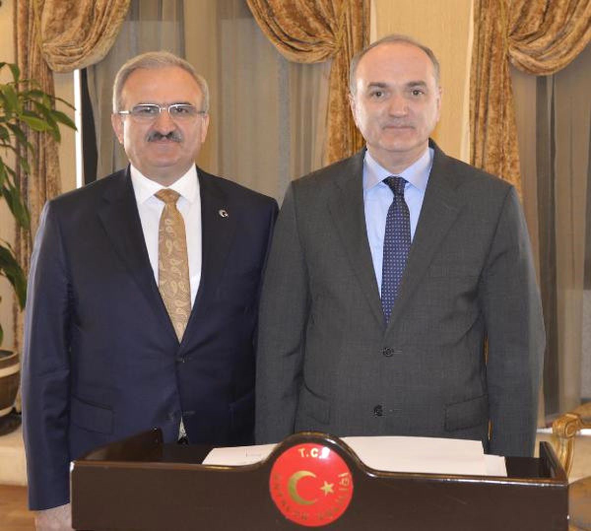 Bakan Özlü: Kahraman Polis, Ömer Halisdemir\'i Hatırlatıyor