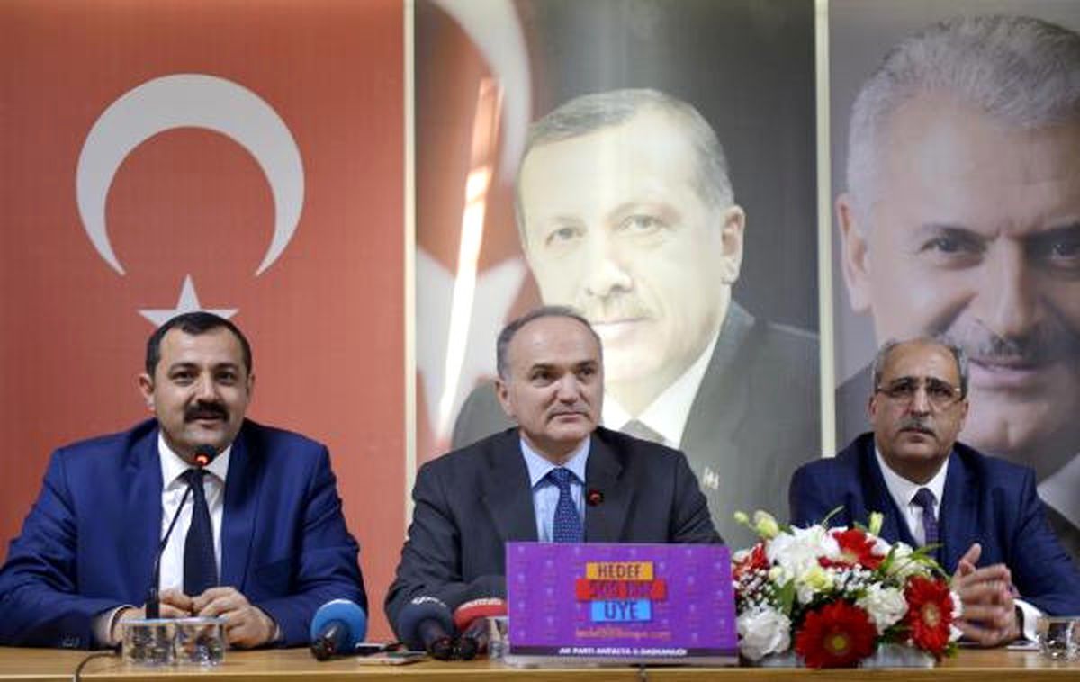 Bakan Özlü: Kahraman Polis, Ömer Halisdemir\'i Hatırlatıyor (2)