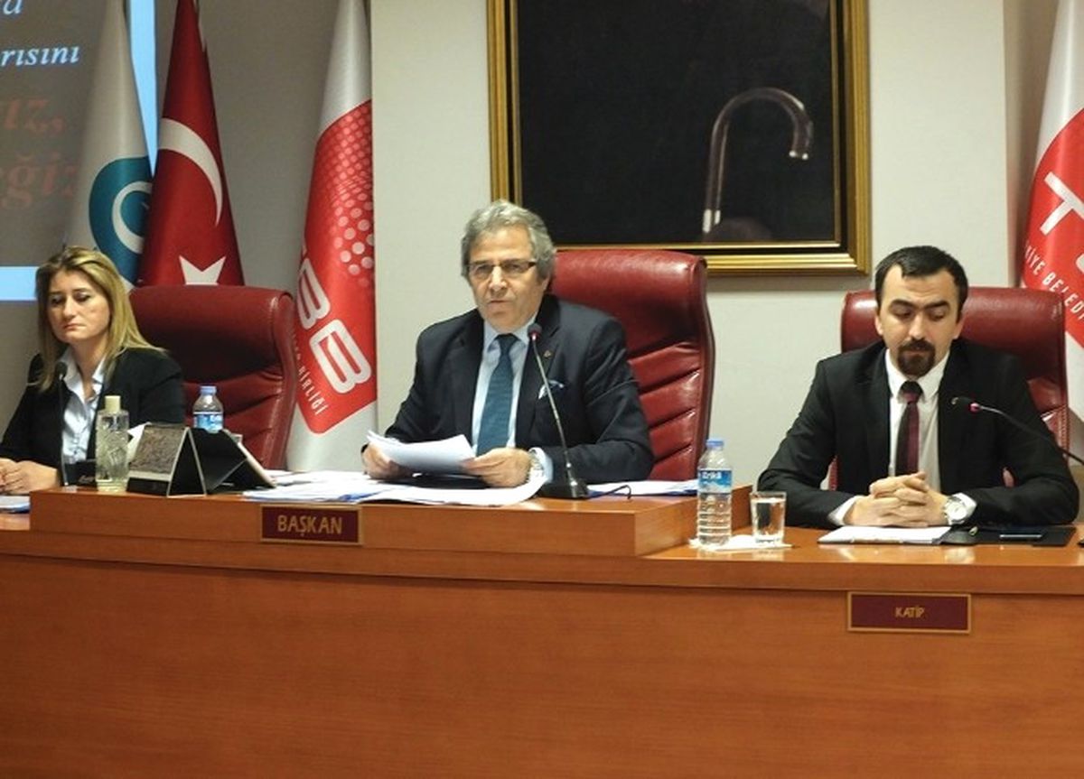 Bandırma\'ya 20 Santimetre Kar Uyarısı