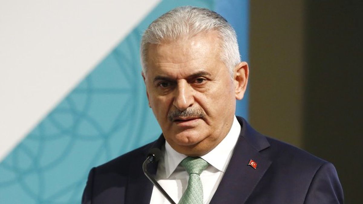 Başbakan Binali Yıldırım, İzmir\'de Yaşanan Terör Saldırısına Yönelik Açıklama Yaptı.