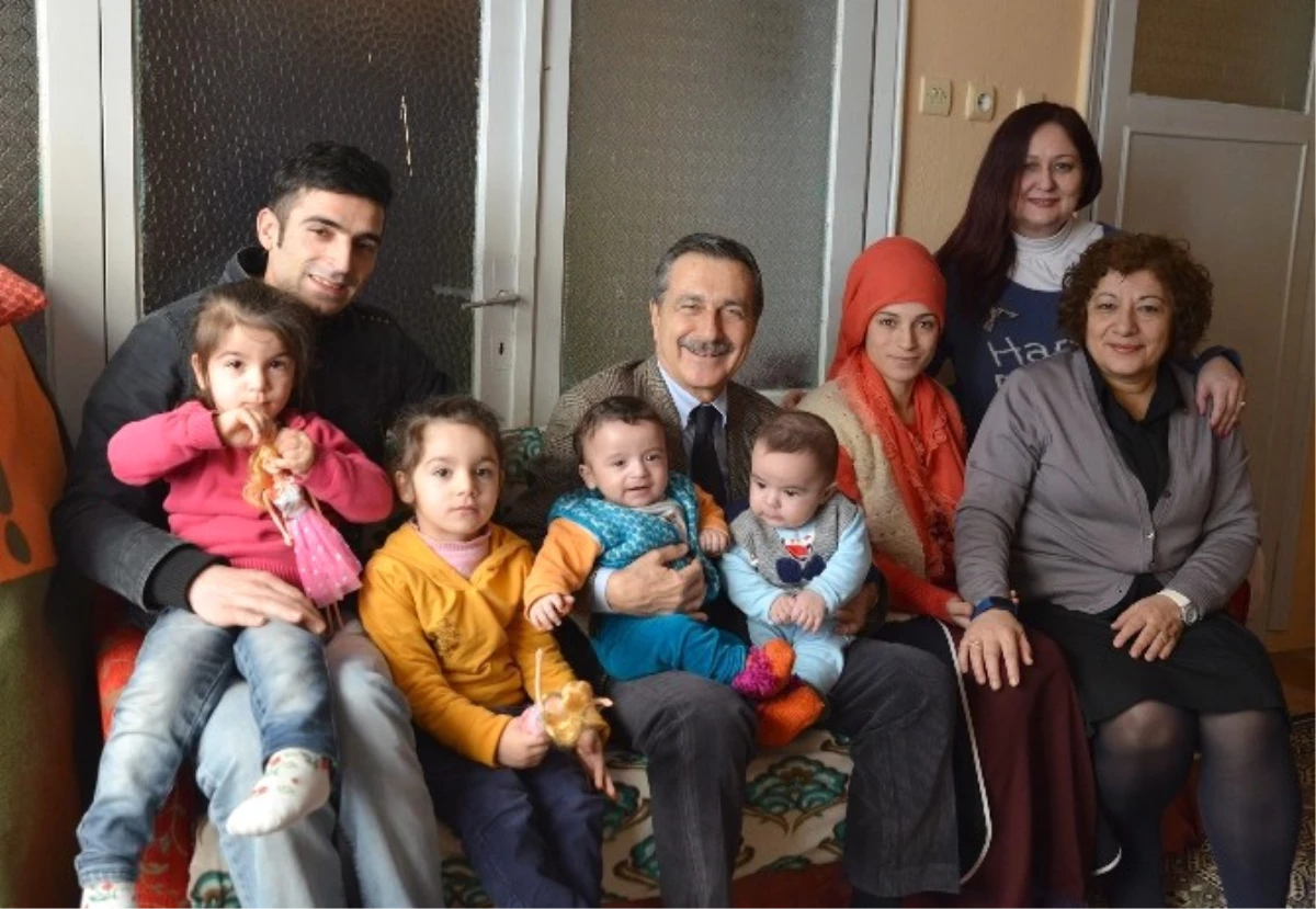 Başkan Ataç "Hoş Geldin Bebek" Ziyaretlerini Sürdürüyor