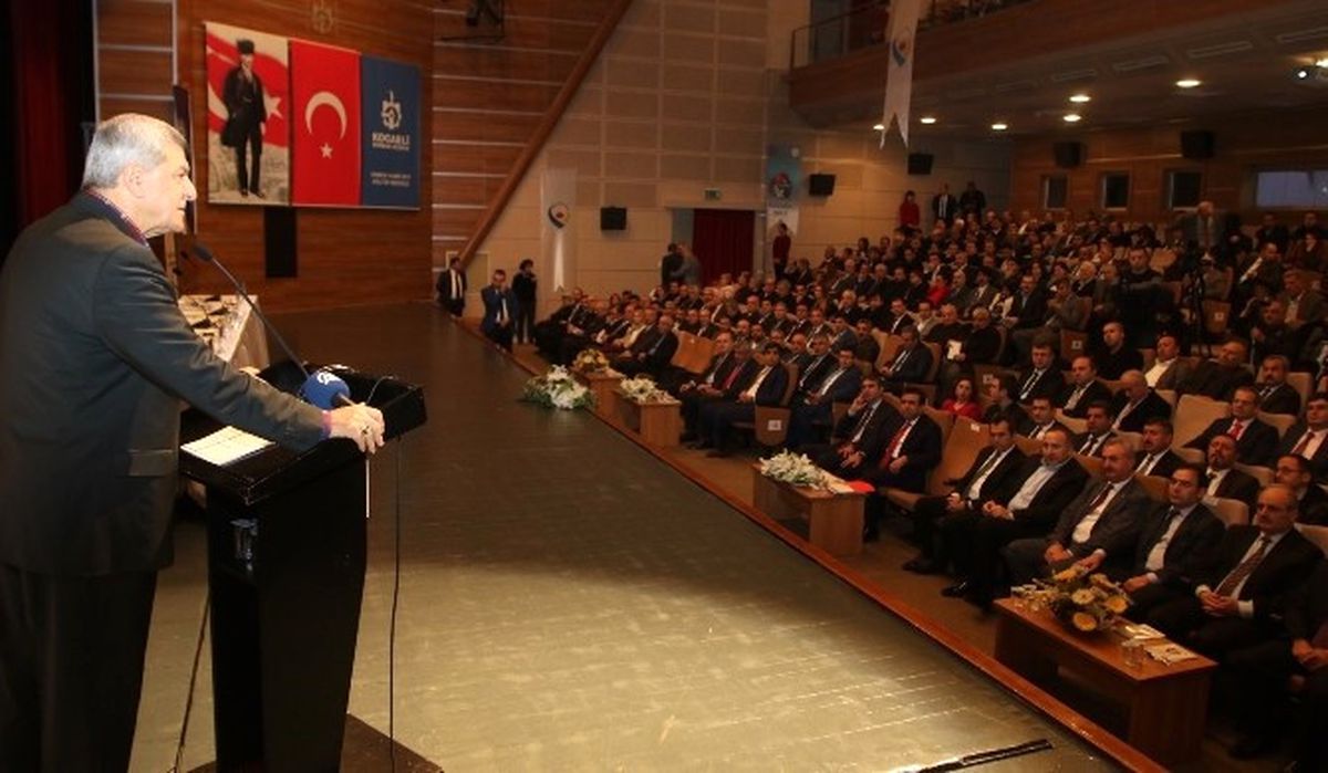Başkan Karaosmanoğlu, "Bilgiyi Üretime Dönüştürmeliyiz"