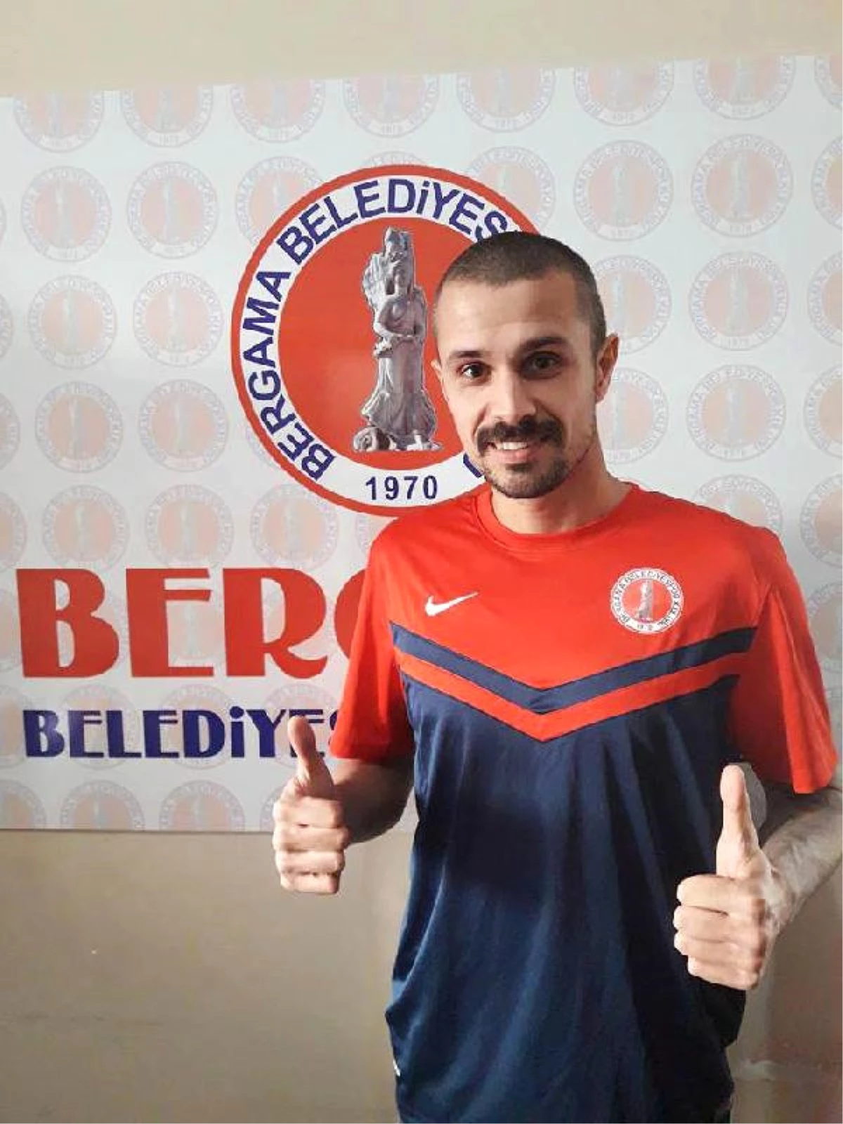 Bergama Belediyespor Murat Tosun\'la Anlaştı