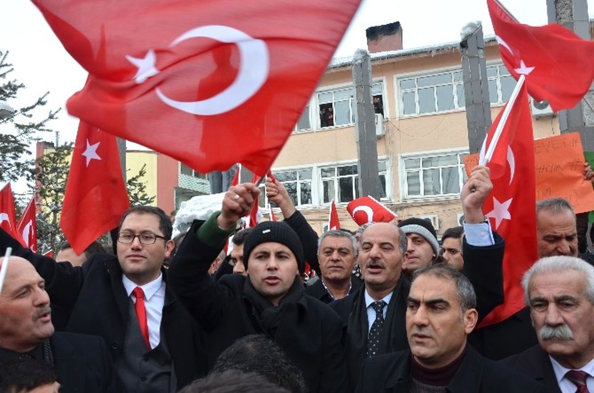 Bulanık\'ta Teröre Tepki Yürüyüşü