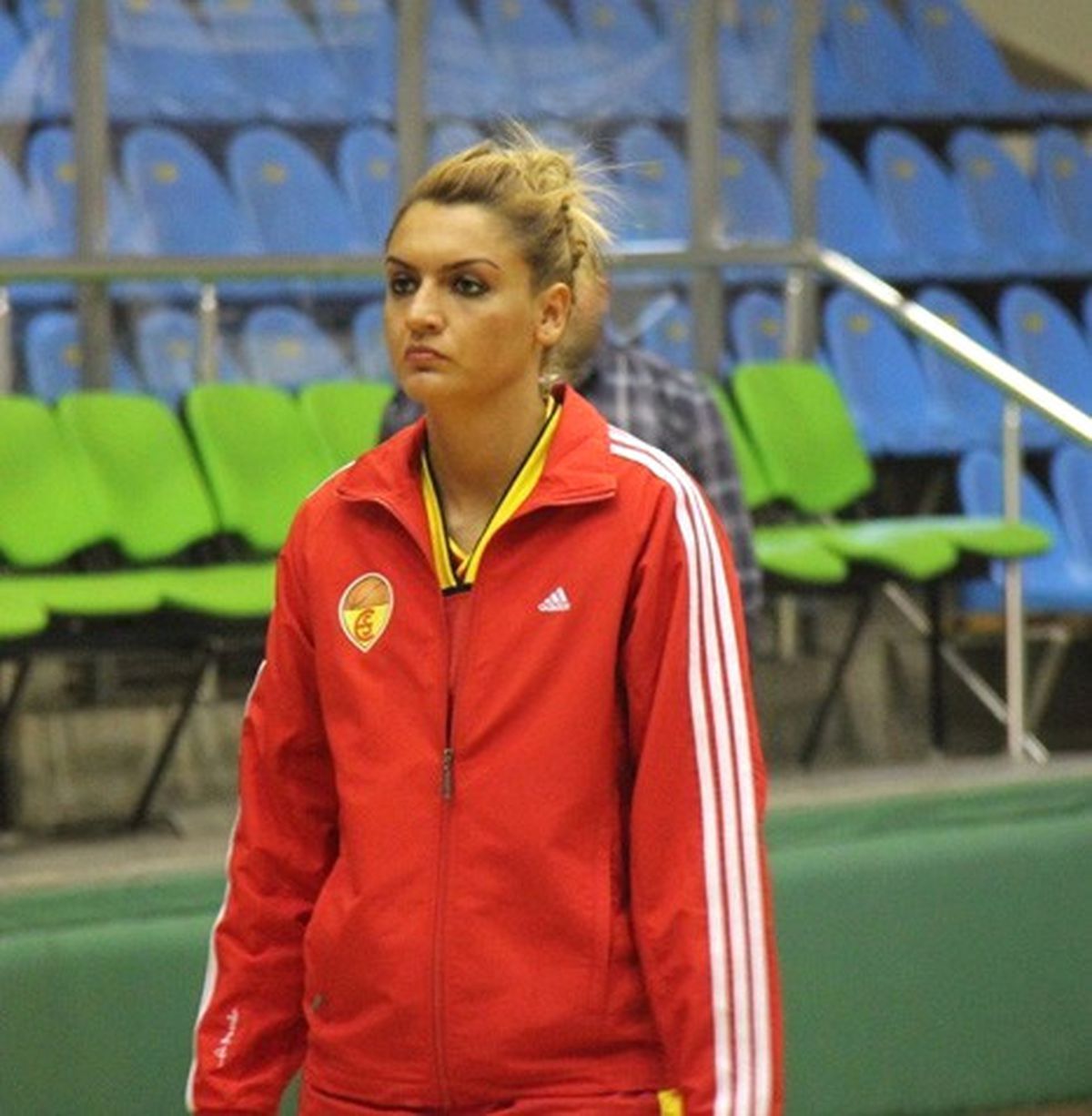 Bursa Büyükşehir Belediyespor, Yenal\'ı Kadrosuna Kattı