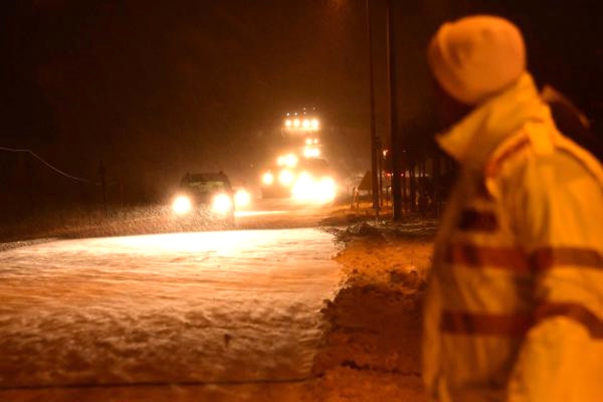 Çanakkale\'de Kar Yağışı Hayatı Olumsuz Etkiledi