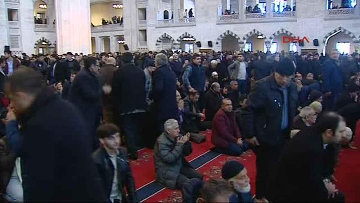 Diyanetin Cuma Hutbesi Gün, Teröre Karşı Yekvücut Olma Günüdür