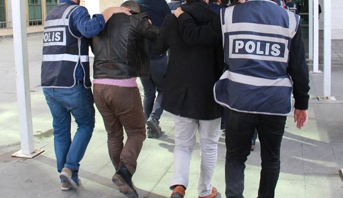 Fetö/pdy Operasyonunda Gözaltına Alınanlar Sağlık Kontrolünden Geçirildi