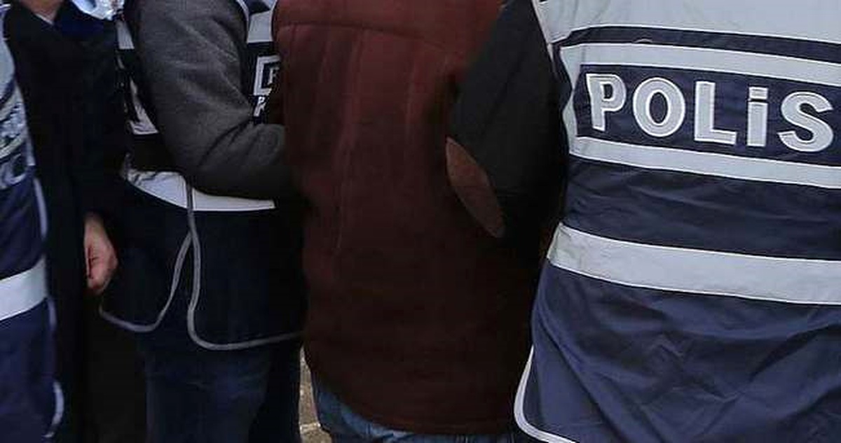 Fetö/pdy Operasyonunda Gözaltına Alınanlar Sağlık Kontrolünden Geçirildi