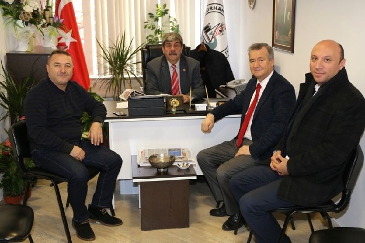 Gömeçli Uslu\'dan Burhaniye\' de Yeni Yıl Ziyareti