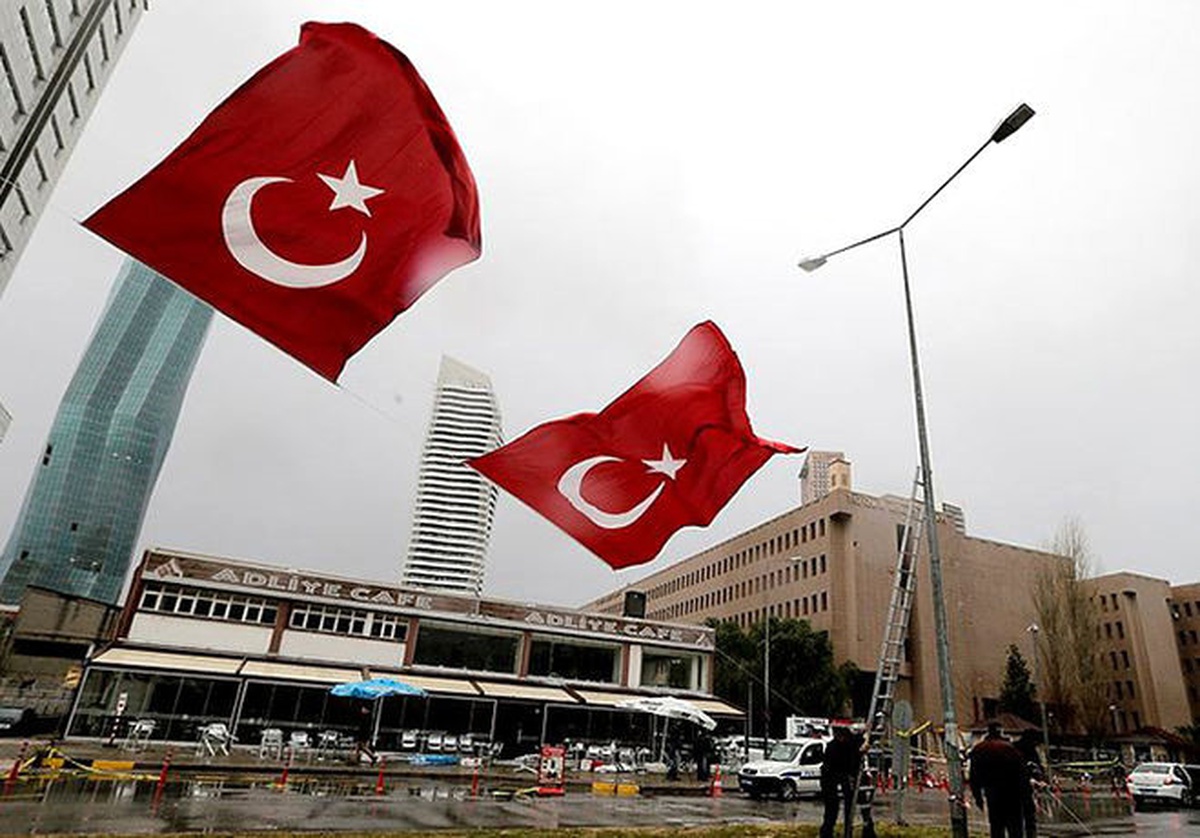 İzmir Adliyesi\'nde Şehitlere Hazin Tören (2)
