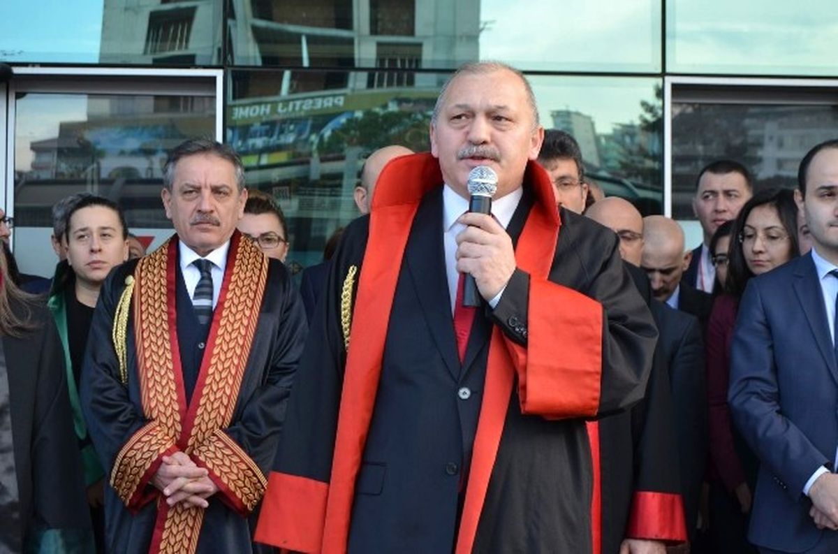 İzmir\'deki Patlamaya Trabzon Adliyesinden Dualarla Destek