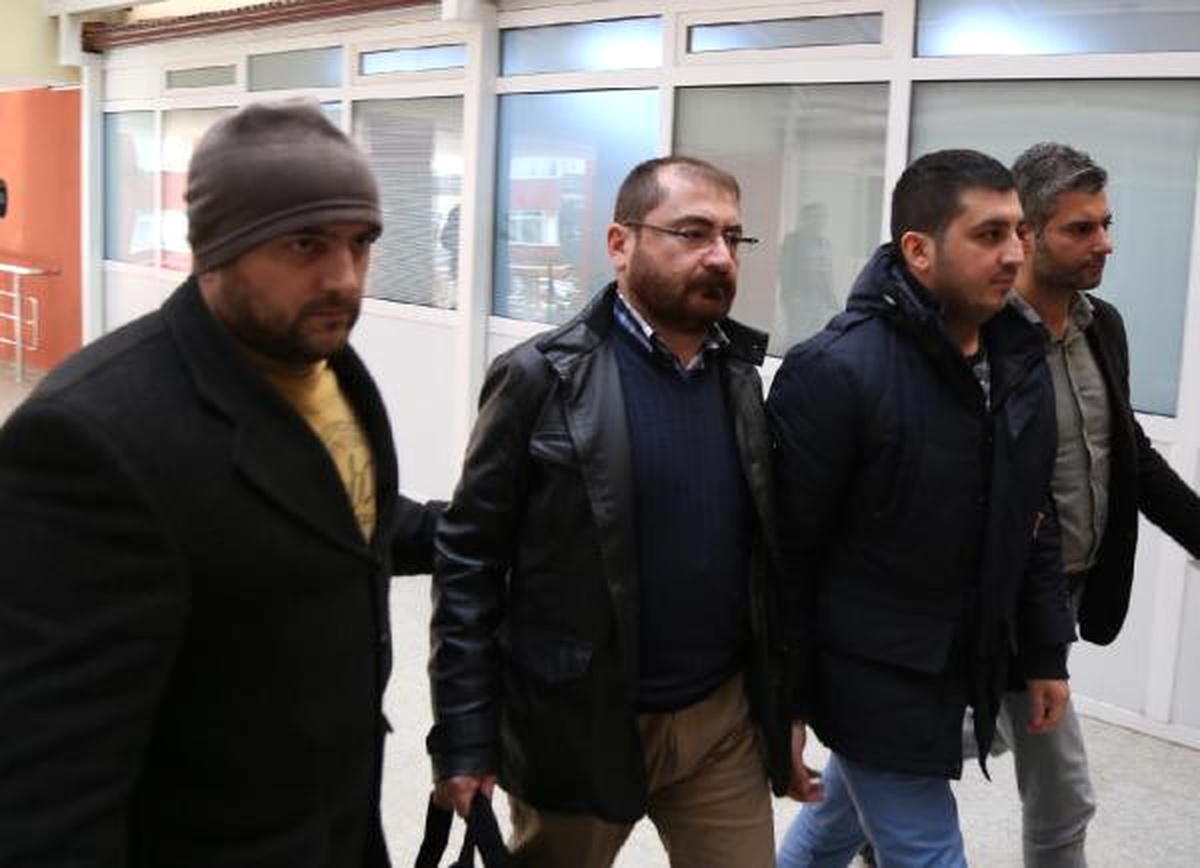 İzmit\'te Fetö Soruşturmasında 5 Kişi Adliyeye Sevk Edildi