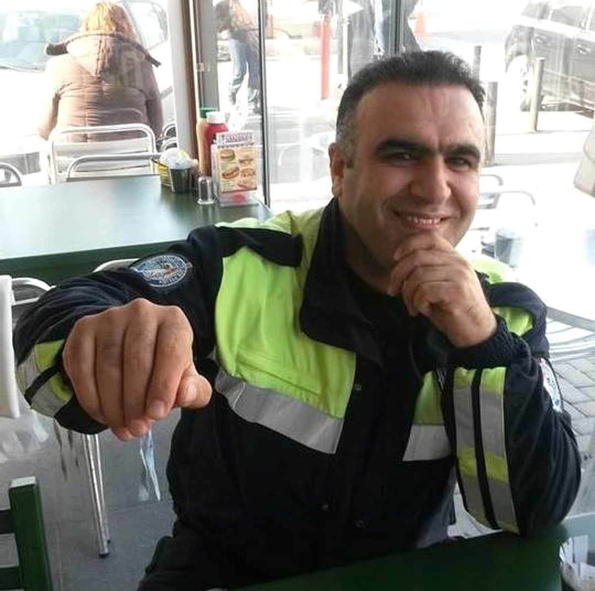 Kahraman Polisin Özgeçmişi