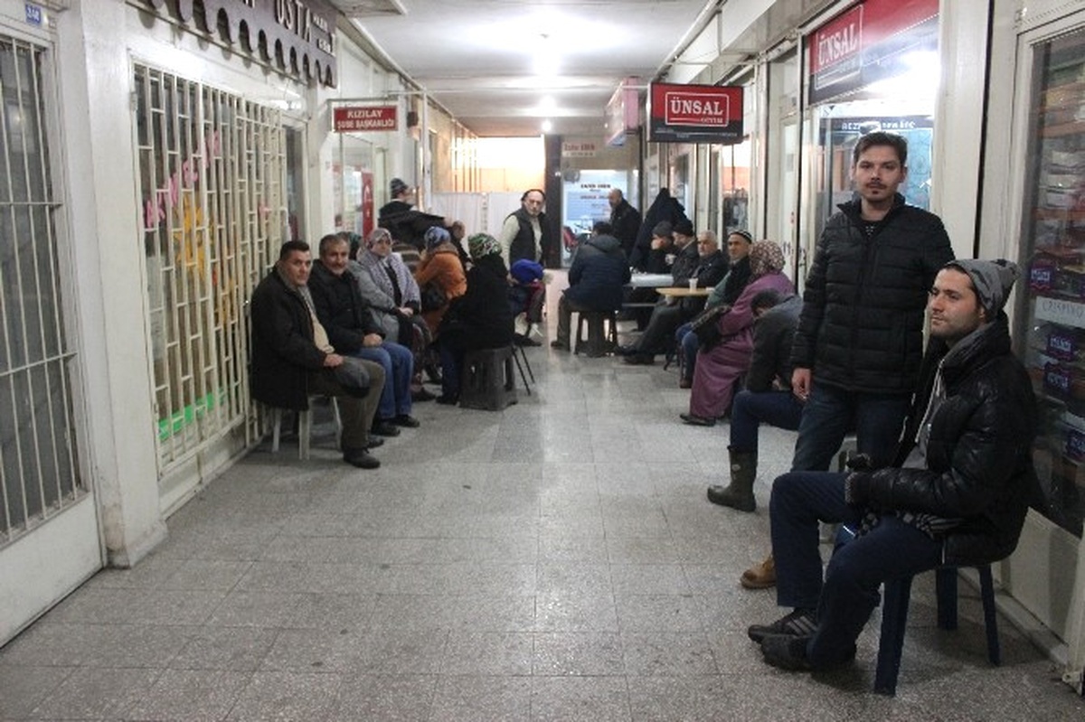 Kızılay\'ın Daveti Sonrası Rekor Kan Bağışı