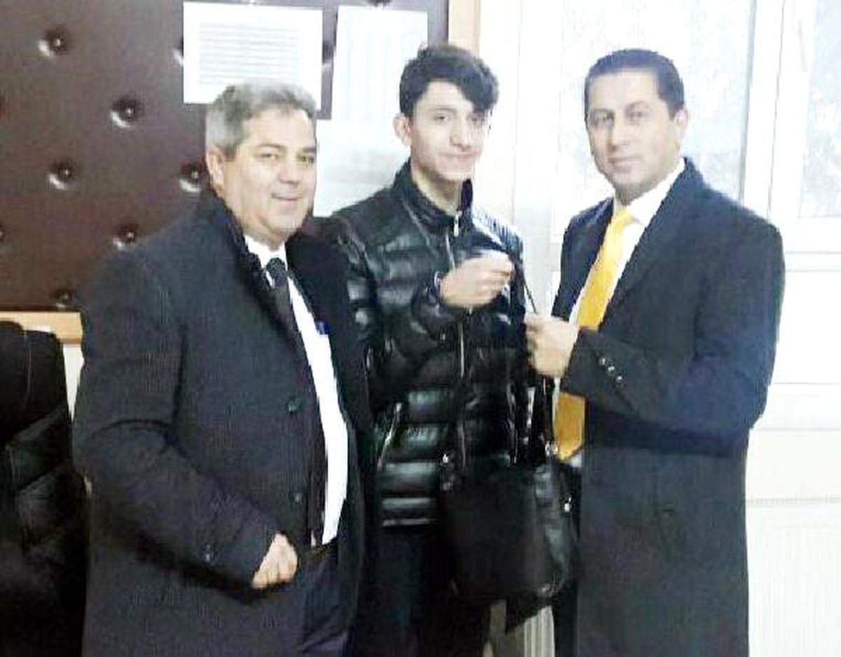 Öğrencinin Bulduğu Çanta Öğretmenin Çıktı