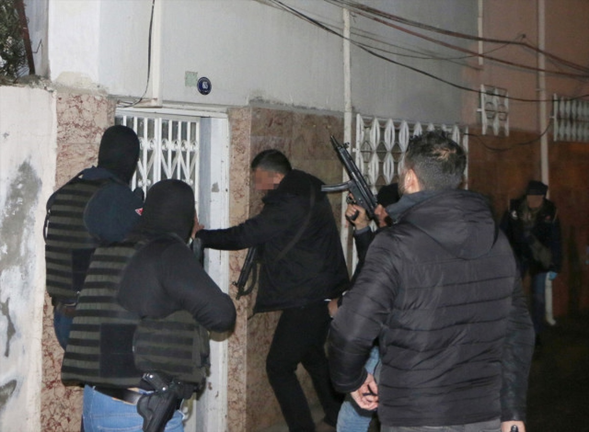 PKK Kamplarında Eğitim Alıp Geldiği İzmir\'de Yakalandı