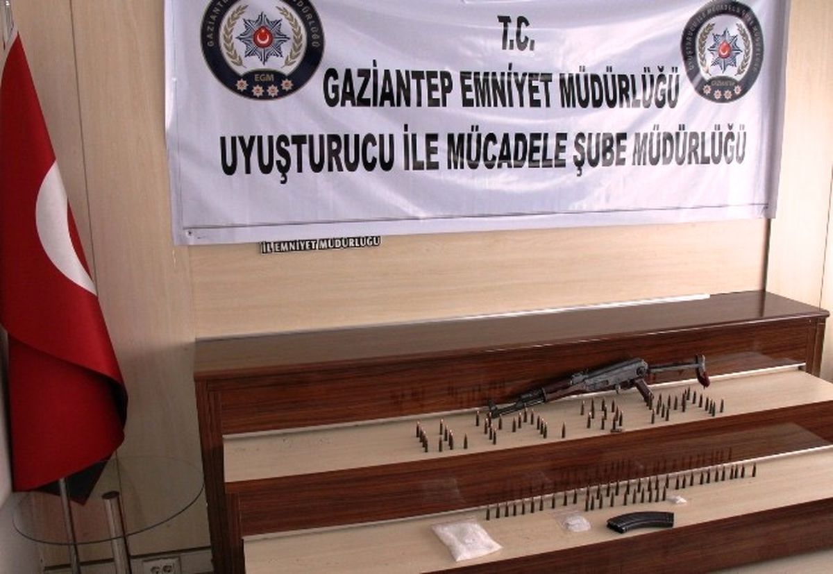 Polis Uyuşturucu Tacirlerine Göz Açtırmıyor